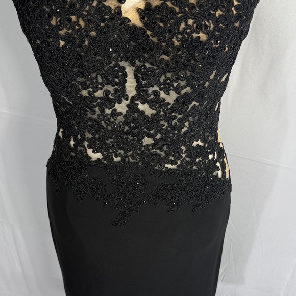 Madison James Black Lace Illusion Mini Dress Sz 8 - Picture 5 of 10